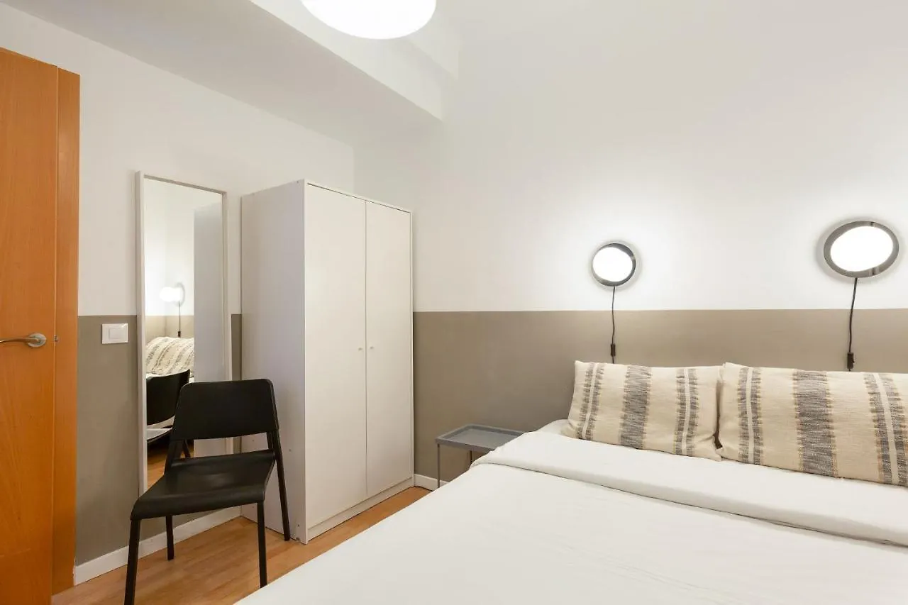 Santiago Apartments By Olala Homes L'Hospitalet de Llobregat 0*,  Spagna